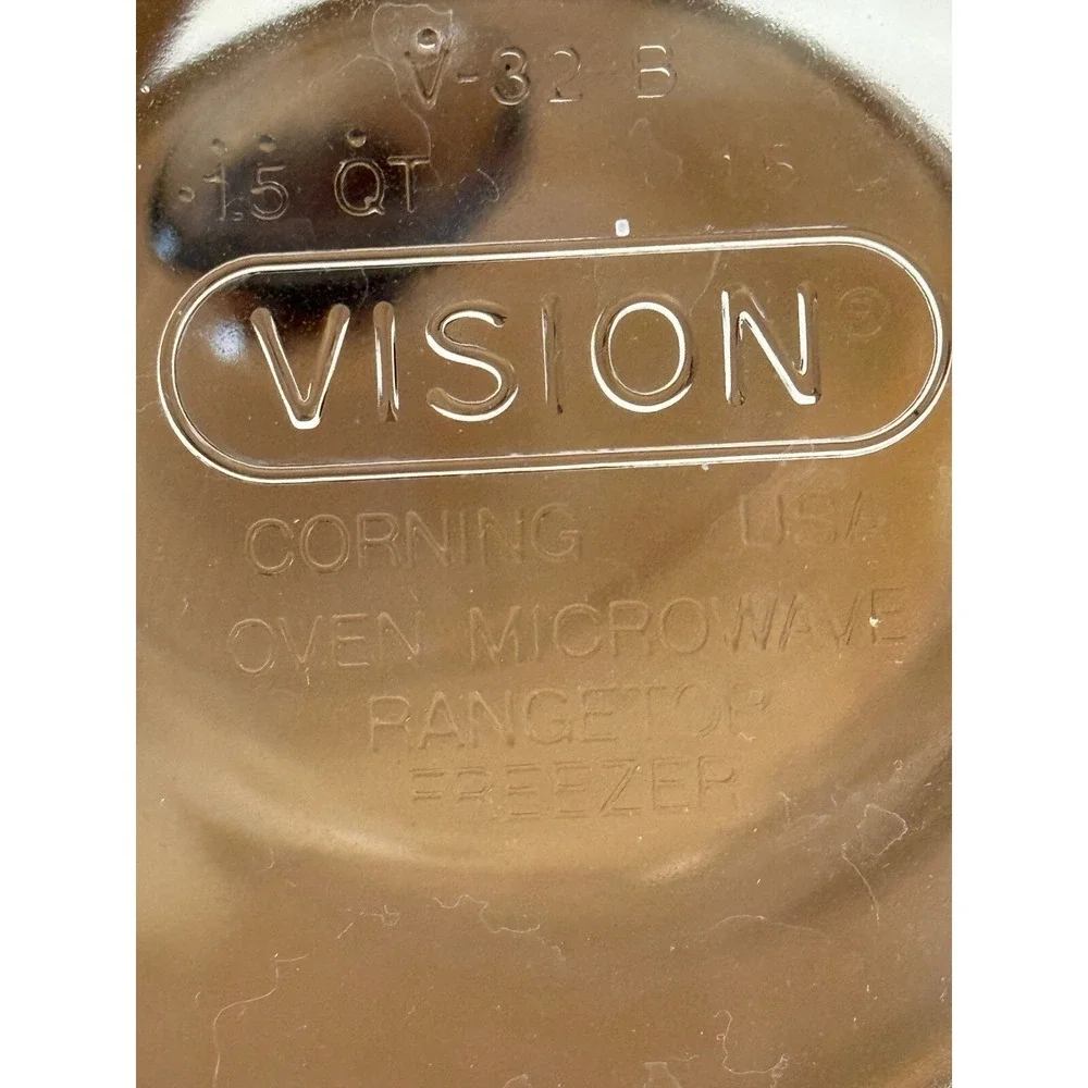 CORNING WARE VISIONS‎ V-32-B - Ribbed Amber Glass 1.5 QT Round Casserole Dish